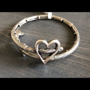 Alex and Ani Bracelet Cupid’s Arrow Wrap